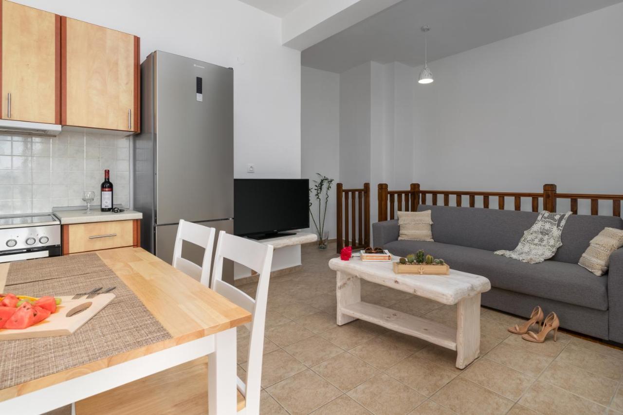 Ferienwohnung Deluxe Sunrise Trypiti Exterior foto